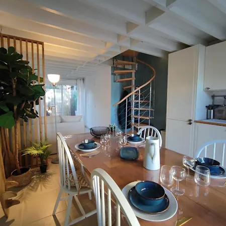 Vakantiehuis New - House Facing Sea And - Two Terraces